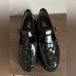 Black Leather Slip-On Loafers with Woven Detail